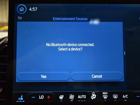 Used 2020 Ford Expedition Limited w/ Equipment Group 303A AWD/4WD image 23
