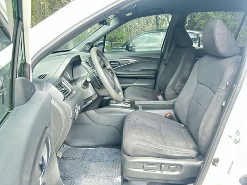 Certified 2022 Honda Pilot Sport image 11