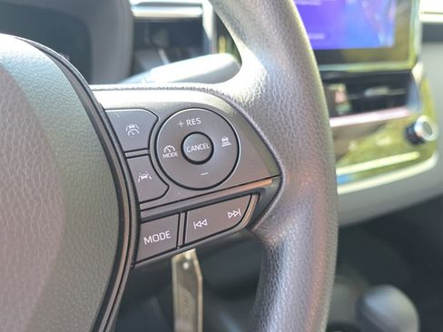 Used 2026 Toyota Corolla LE FWD image 21