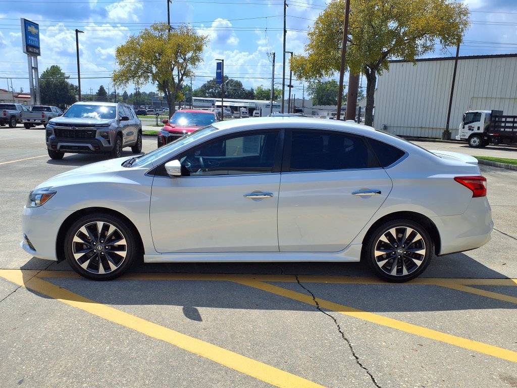 Used 2019 Nissan Sentra SR FWD image 9