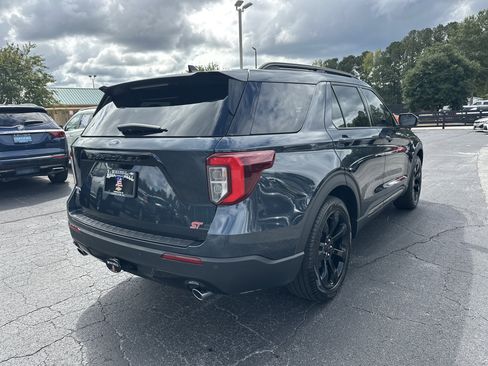 Used 2024 Ford Explorer ST-Line w/ Class IV Trailer Tow Package image 8