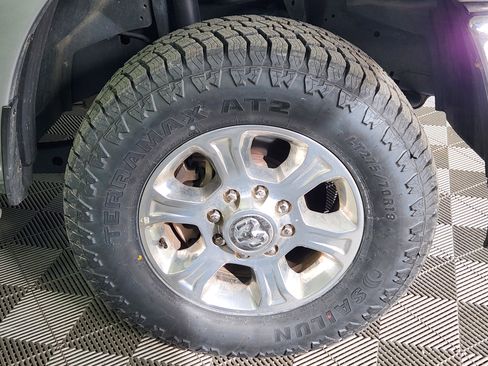 Used 2024 RAM 2500 Big Horn image 9