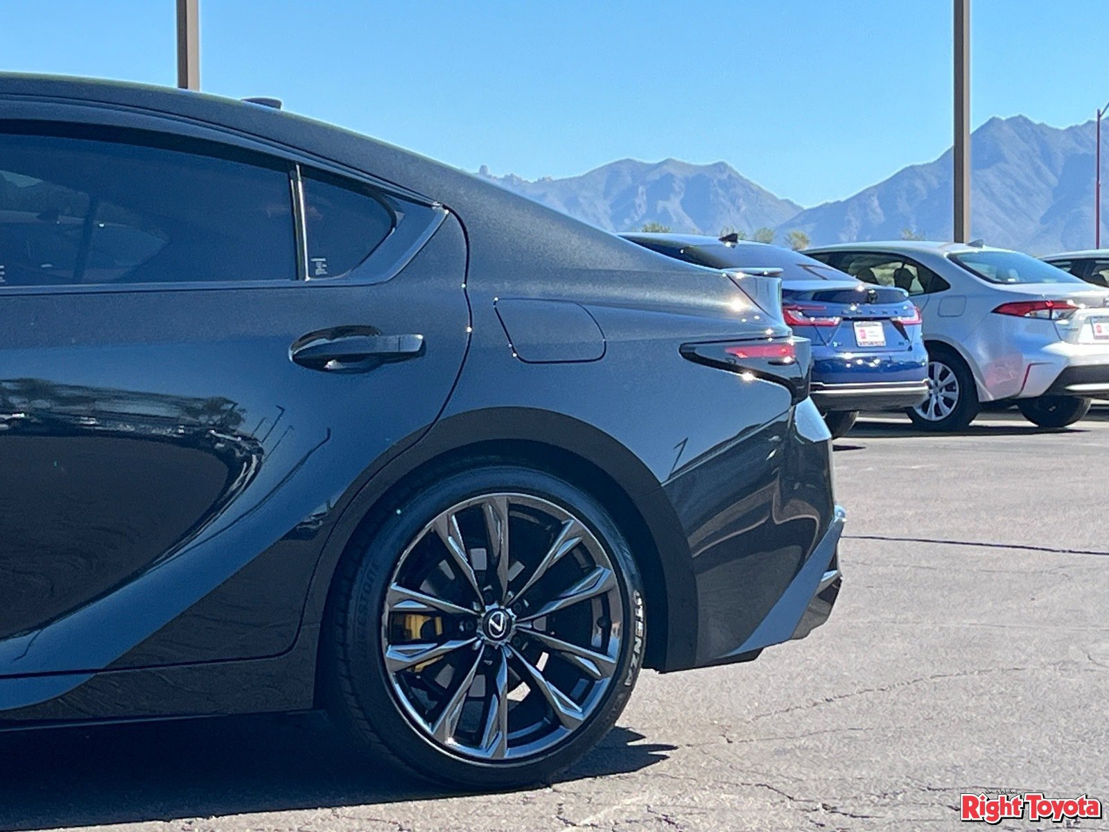 Used 2025 Lexus IS 350 F Sport RWD image 10