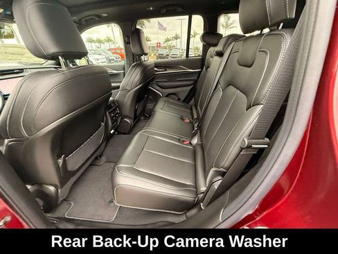 New 2026 Jeep Grand Cherokee Limited w/ Luxury Tech Group II RWD image 24
