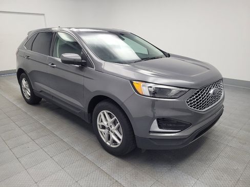 Used 2023 Ford Edge SEL image 13