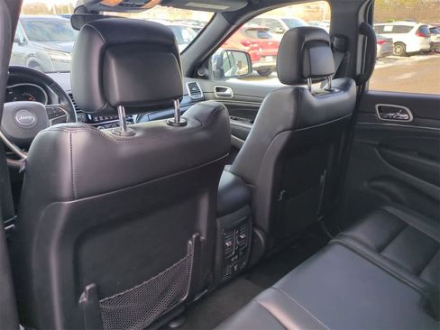 Certified 2019 Jeep Grand Cherokee Limited image 18