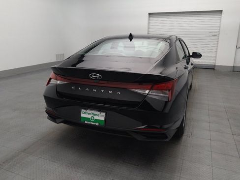 Used 2023 Hyundai Elantra SE w/ Cargo Package FWD image 7