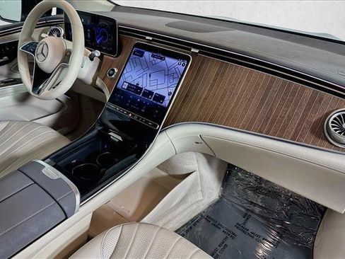Used 2023 Mercedes-Benz EQS 450+ 4MATIC SUV image 28