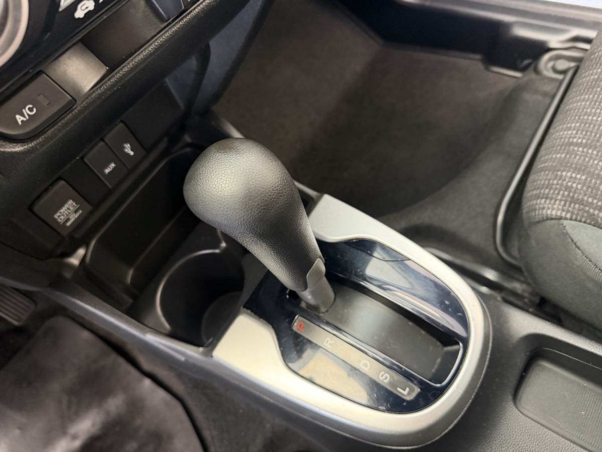 Used 2015 Honda Fit LX image 21