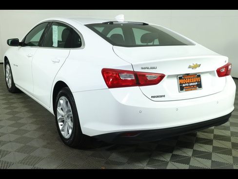 Used 2024 Chevrolet Malibu LT FWD image 14