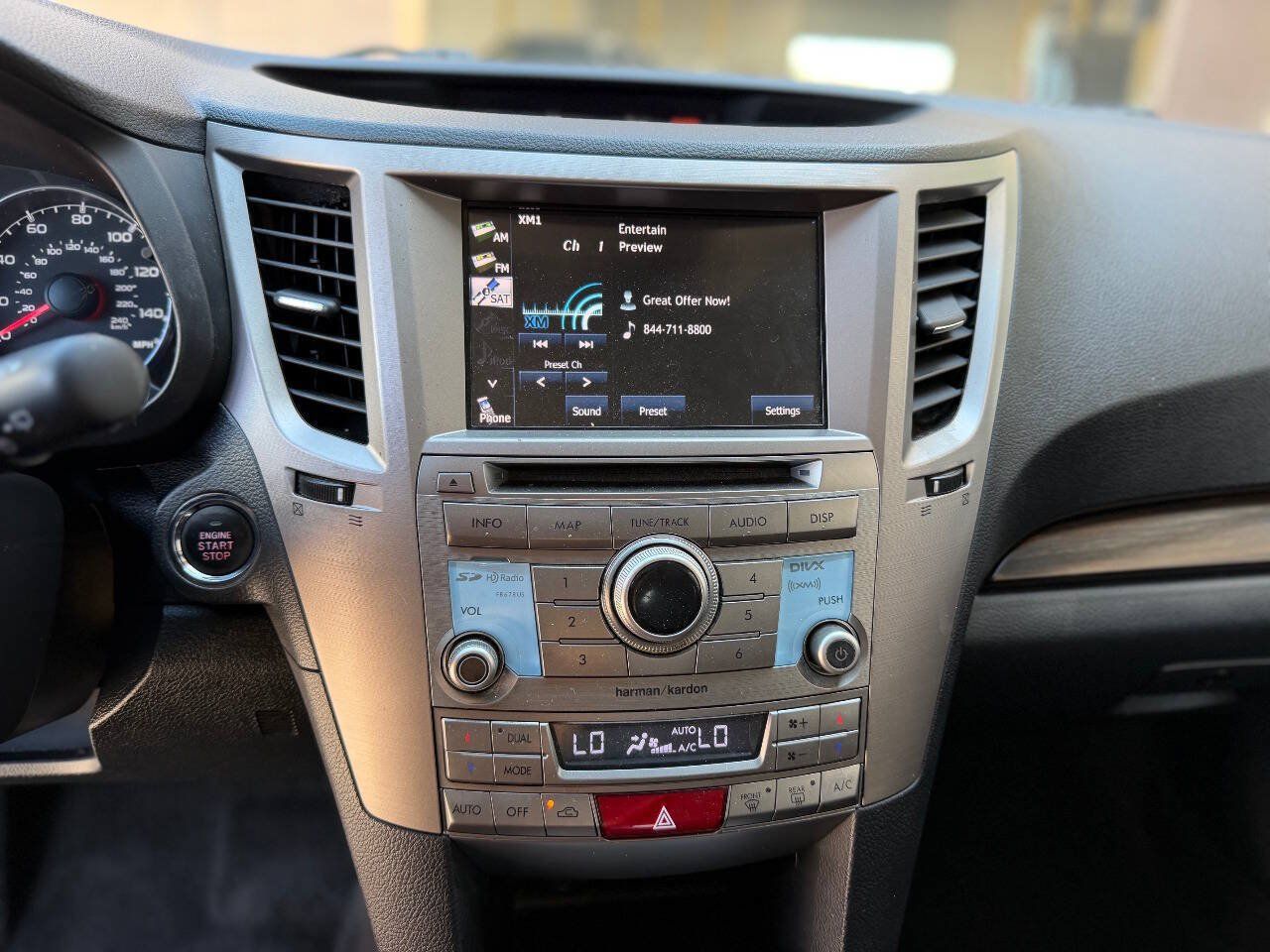 Used 2013 Subaru Outback 2.5i Limited w/ Special Appearance Pkg AWD/4WD image 18