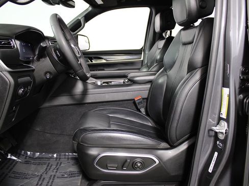 Used 2022 Jeep Wagoneer Series I image 7