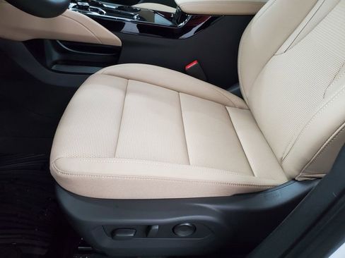 New 2026 Buick Envision Preferred image 13