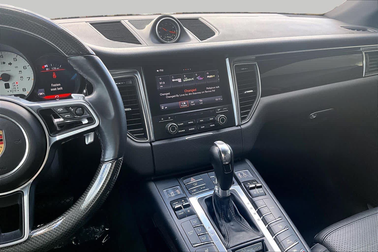 Used 2017 Porsche Macan AWD/4WD image 7