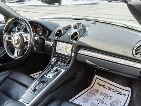 Used 2018 Porsche 718 Boxster GTS RWD image 13