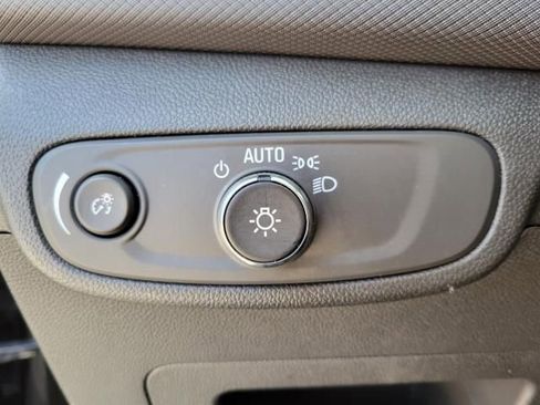 Used 2024 Chevrolet TrailBlazer RS w/ Convenience Package FWD image 20