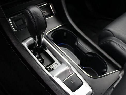 Certified 2024 Subaru Ascent Limited image 22