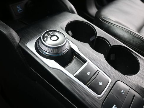 Used 2022 Ford Escape SEL image 15