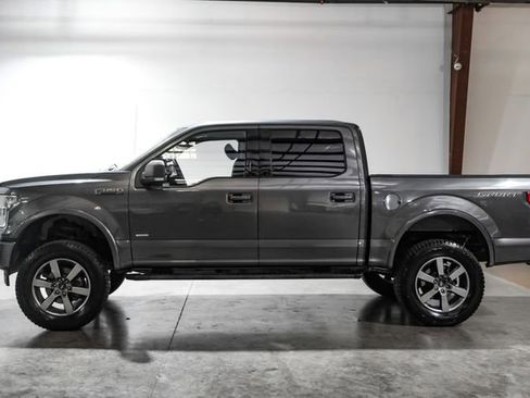 Used 2017 Ford F150 XLT w/ Equipment Group 302A Luxury RWD image 15