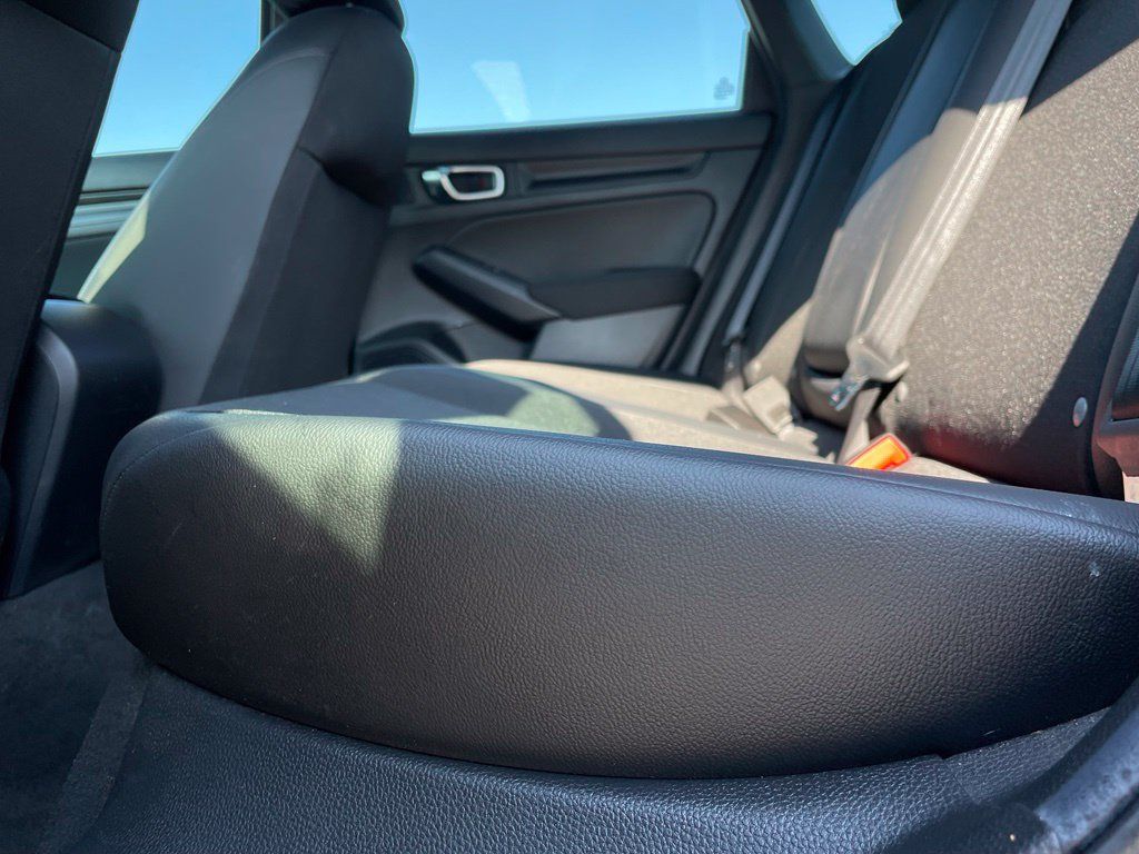 Used 2025 Honda Civic Sport image 38