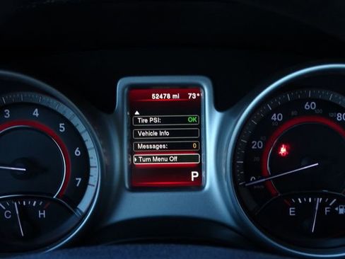 Used 2018 Dodge Journey SE w/ Blacktop Package image 25