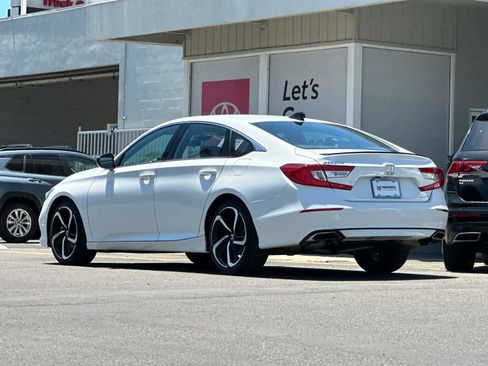Used 2022 Honda Accord Sport image 3