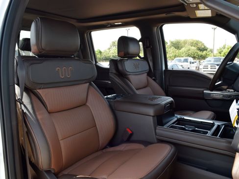 New 2026 Ford F350 King Ranch w/ FX4 Off-Road Package AWD/4WD image 25