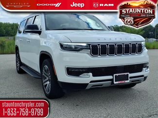 Used 2024 Jeep Wagoneer L Series II w/ Flexible Seating Group AWD/4WD video 1