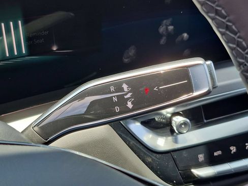New 2026 Cadillac Lyriq Luxury AWD/4WD image 19