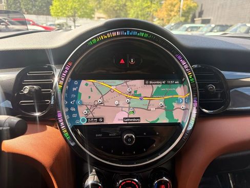 Used 2022 MINI Cooper S image 39