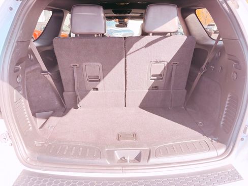 Used 2024 Dodge Durango GT image 7