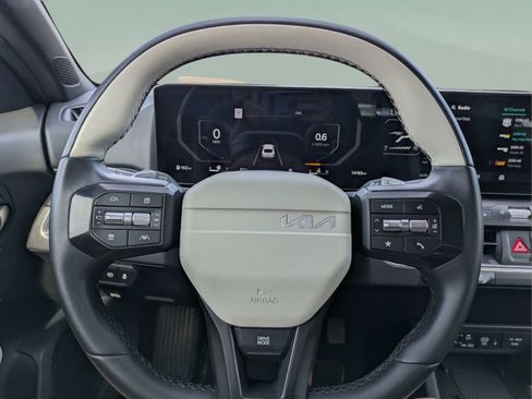 Used 2025 Kia K4 GT-Line w/ GT-Line Premium Package FWD image 28