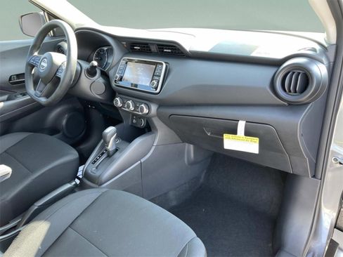 New 2025 Nissan Kicks Play S image 27