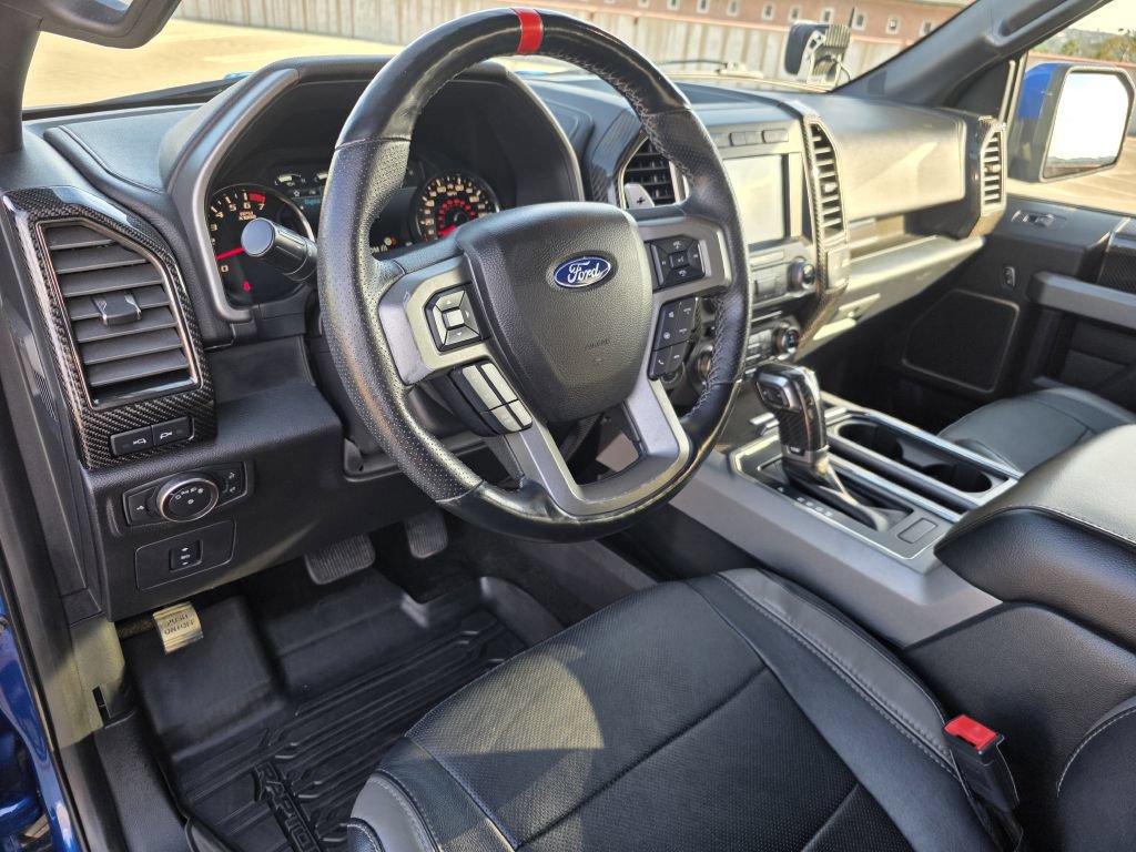 Used 2018 Ford F150 Raptor w/ Equipment Group 802A Luxury AWD/4WD image 32