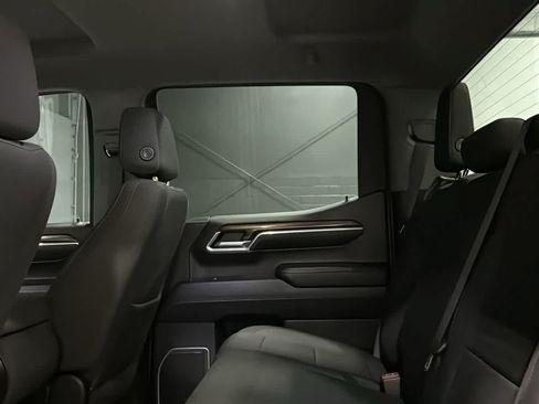 Used 2023 Chevrolet Silverado 1500 LT w/ Z71 Off-Road Package AWD/4WD image 23