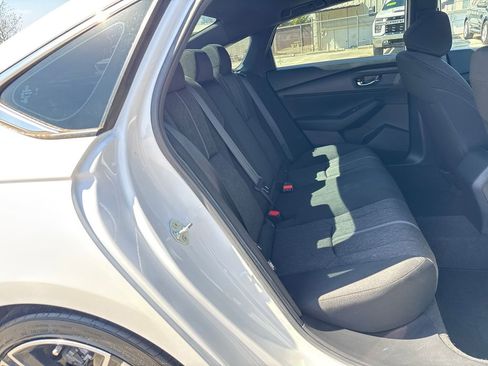 Used 2023 Honda Accord Sport image 25