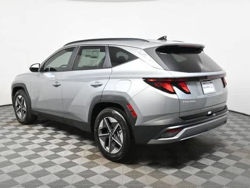 New 2026 Hyundai Tucson SEL image 3