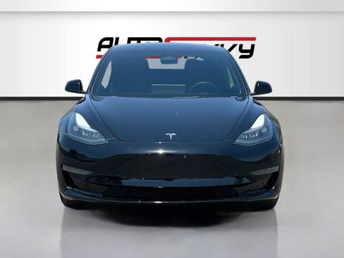 Used 2023 Tesla Model 3 Standard Range RWD image 2