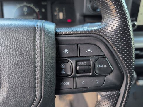 Used 2025 Toyota Tacoma SR5 RWD image 28