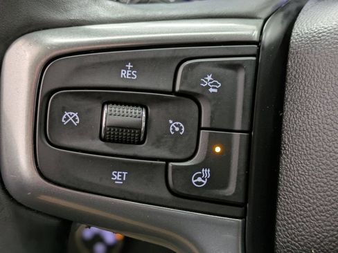 Used 2024 Chevrolet Silverado 1500 LT AWD/4WD image 6