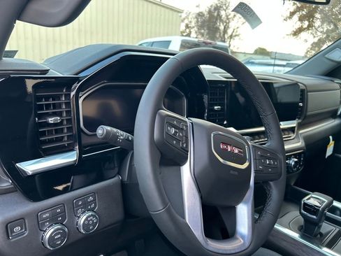 New 2026 GMC Sierra 1500 SLT w/ SLT Premium Package image 28
