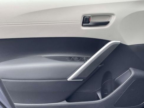 New 2026 Toyota Corolla Cross L image 29