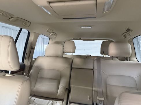 Used 2014 Toyota Land Cruiser 4dr 4WD (Natl) image 20