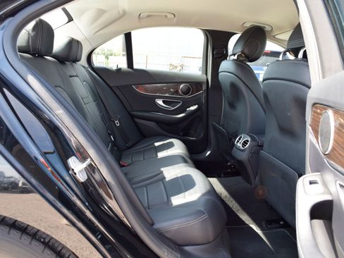 Used 2015 Mercedes-Benz C 300 Sedan image 19
