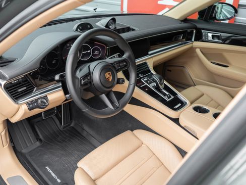 Used 2022 Porsche Panamera 4S AWD/4WD image 14