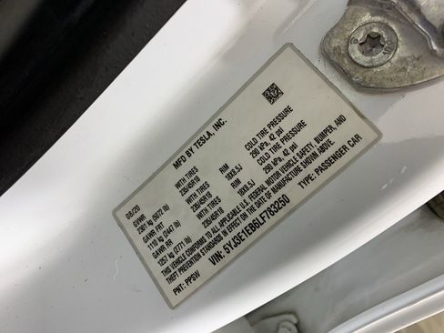 Used 2020 Tesla Model 3 Long Range image 12