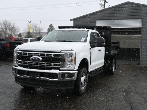 New 2026 Ford F350 XL w/ XL Chrome Package AWD/4WD image 4