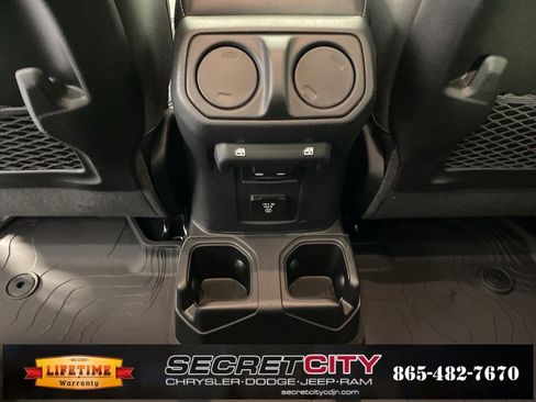 New 2026 Jeep Gladiator Mojave image 28