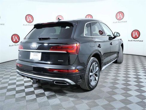 Used 2024 Audi Q5 2.0T Premium Plus w/ Premium Plus Package image 8