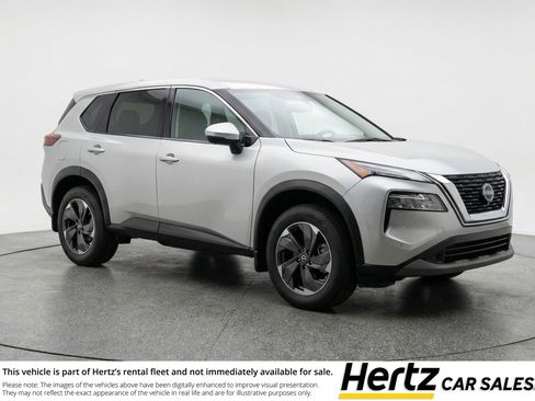 Used 2025 Nissan Rogue SV FWD image 1